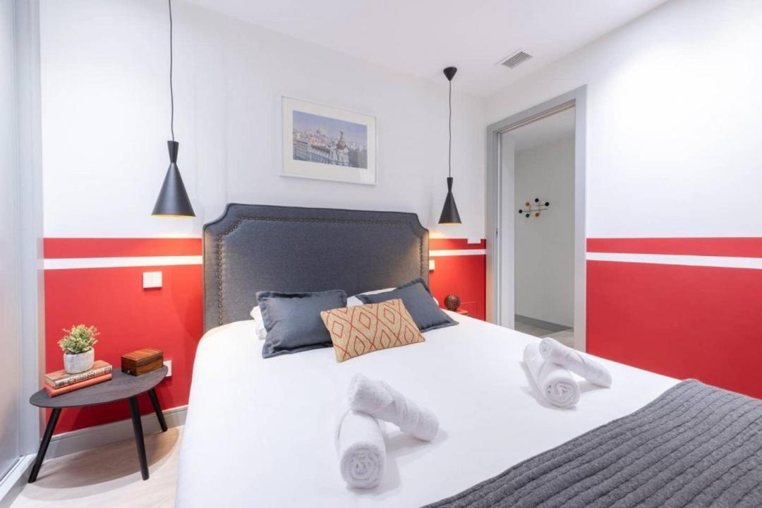 Sophisticated Brand New Flat Appartement Madrid Buitenkant foto
